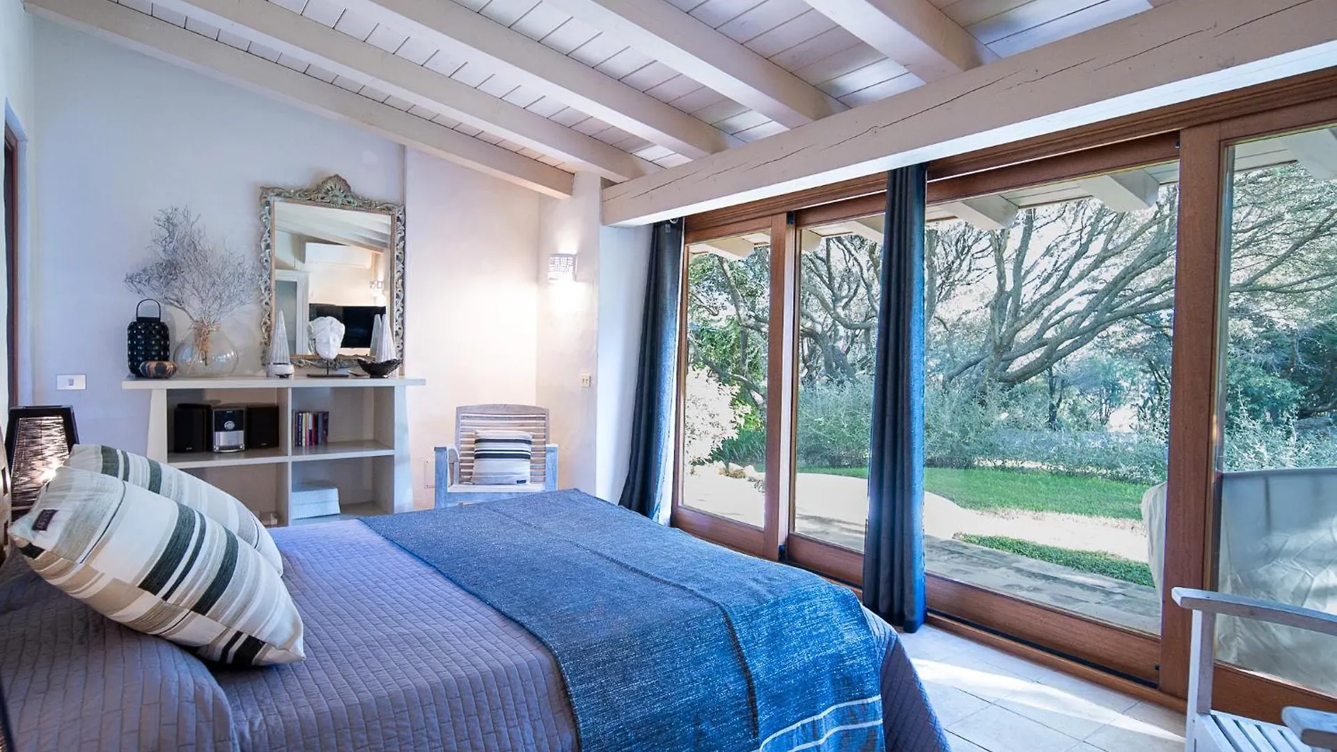 Exclusive Villa In Porto Rotondo With Jacuzzipool