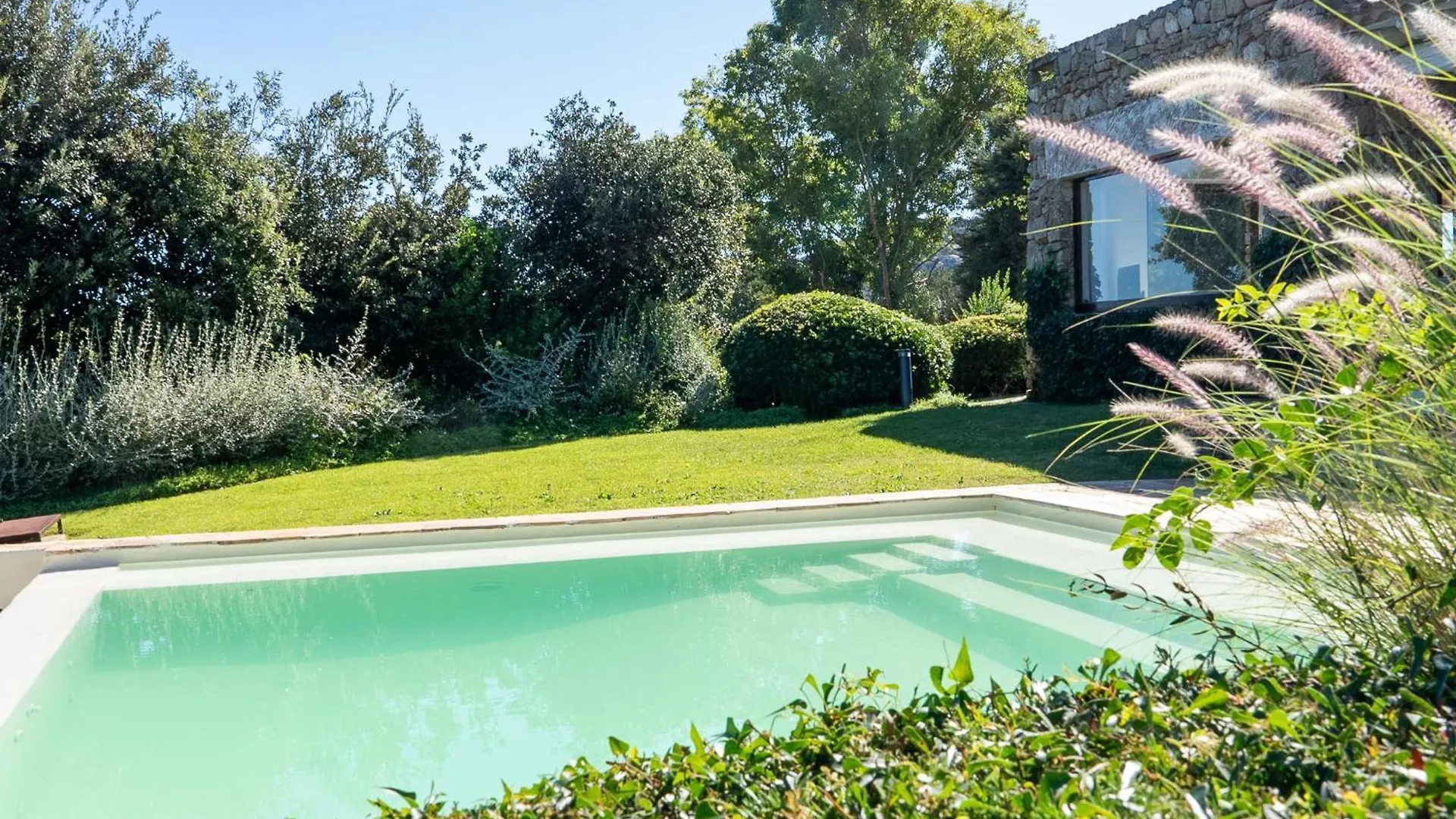 Exclusive Villa In Porto Rotondo With Jacuzzipool