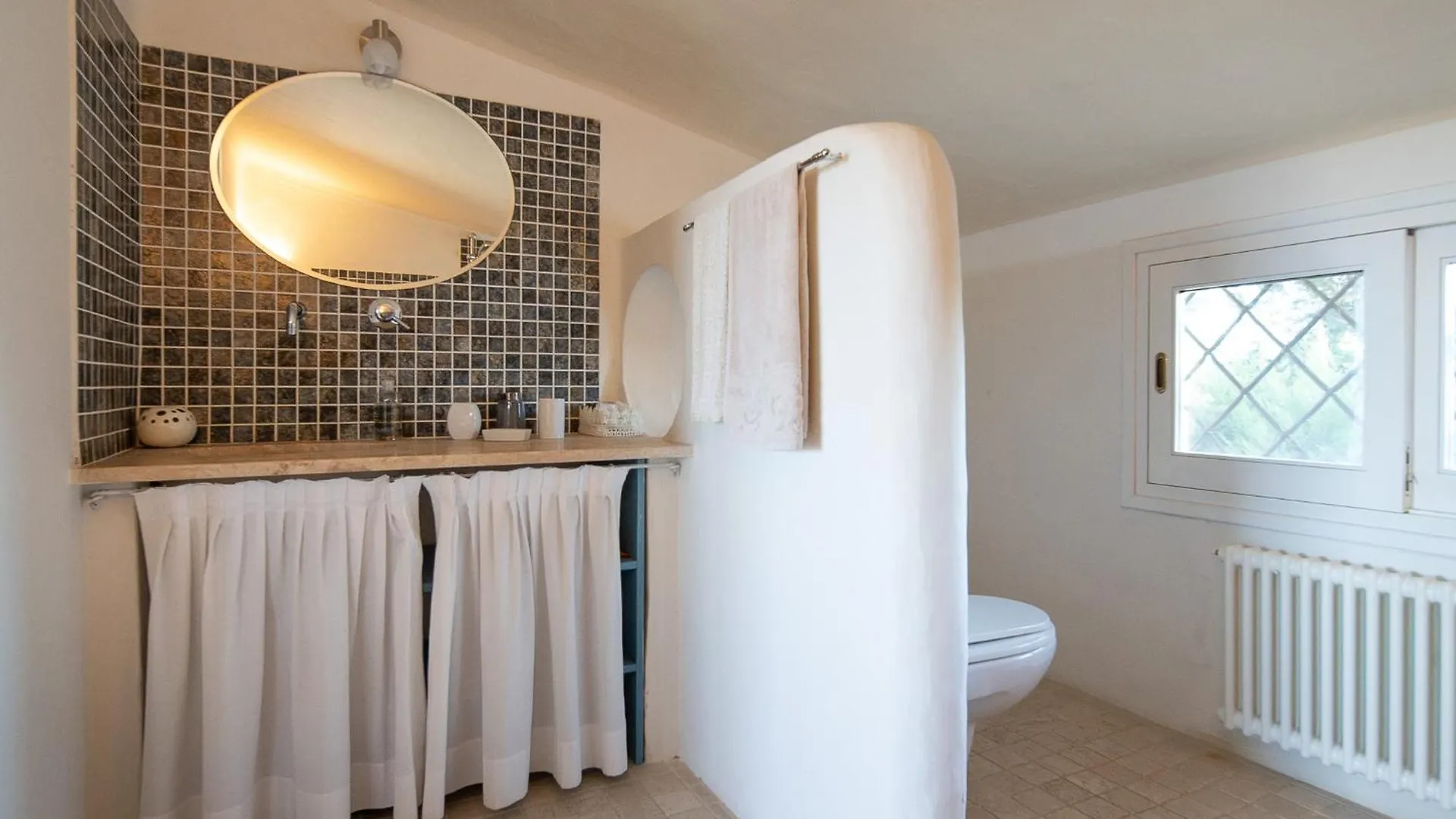 Exclusive Villa In Porto Rotondo With Jacuzzipool