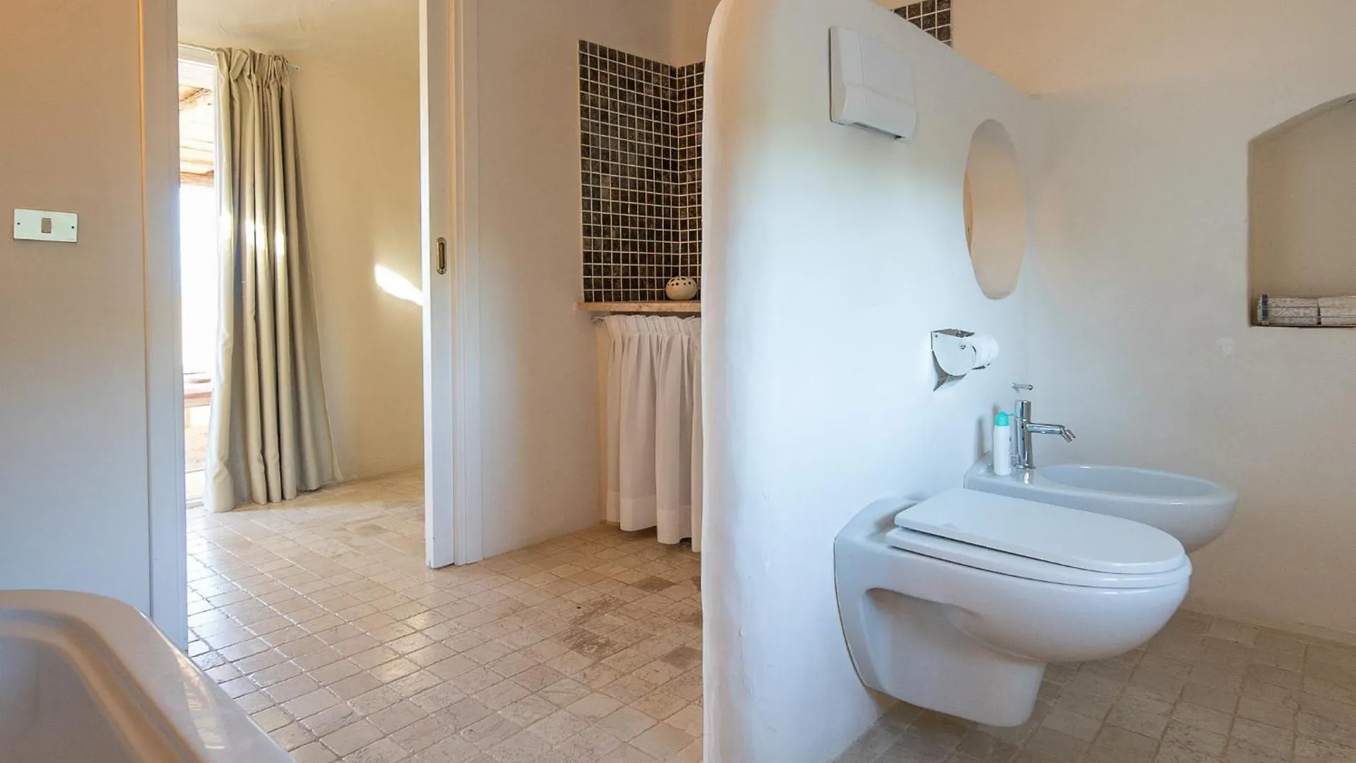 Exclusive Villa In Porto Rotondo With Jacuzzipool Itálie