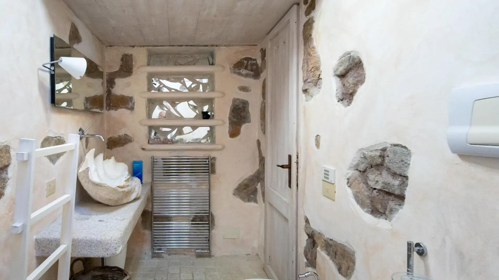 Exclusive Villa In Porto Rotondo With Jacuzzipool
