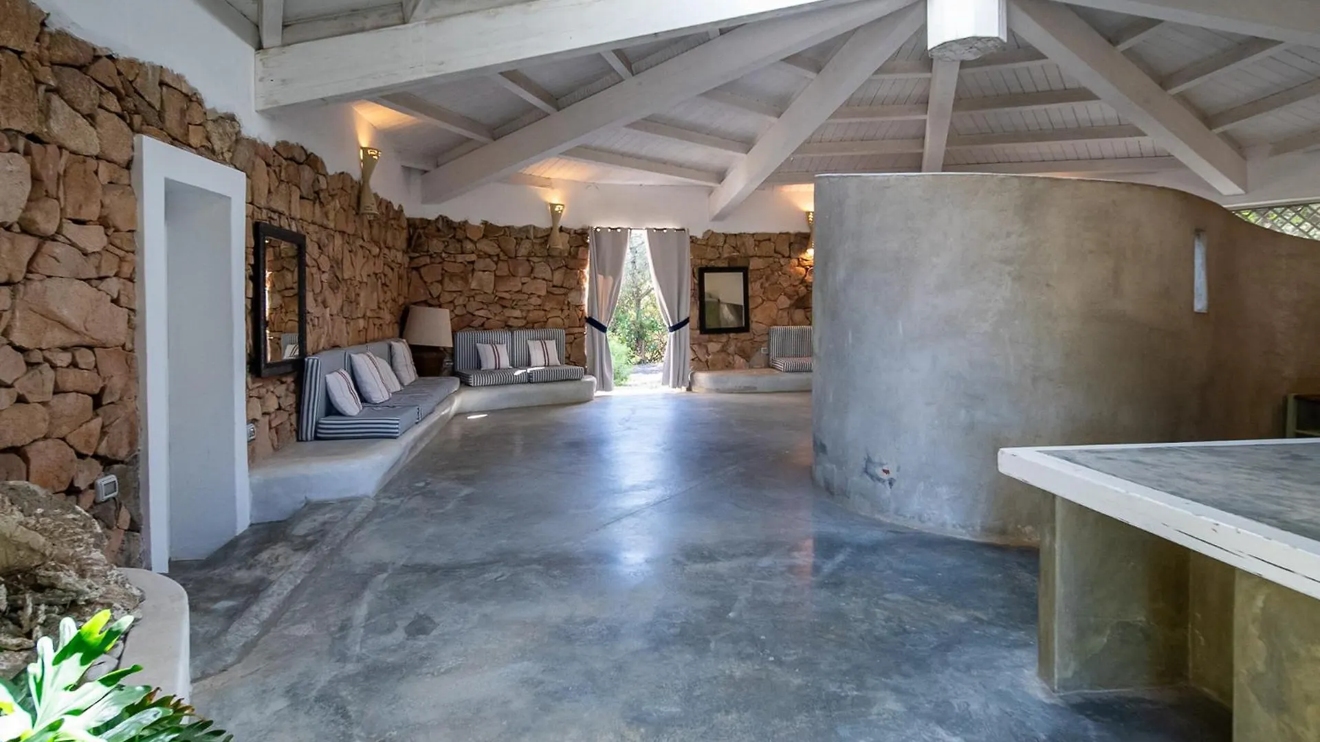 Exclusive Villa In Porto Rotondo With Jacuzzipool